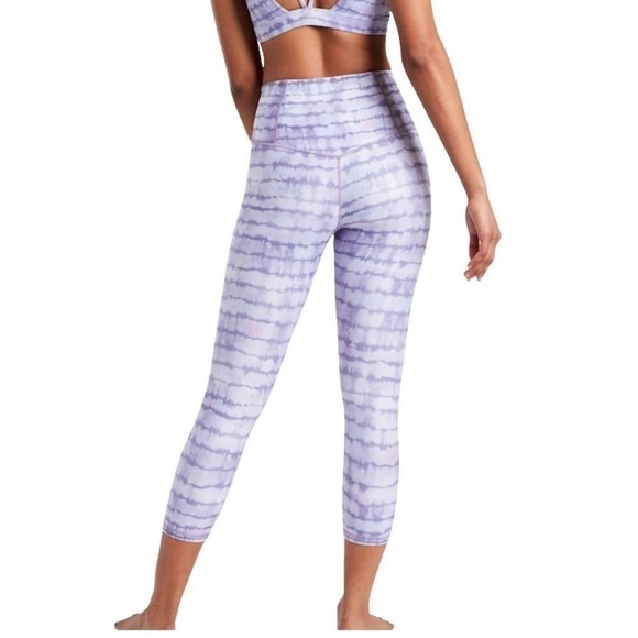 Athleta Elation Printed Capri Purple Tie Dye Womens Small High Rise - Picture 7 of 7